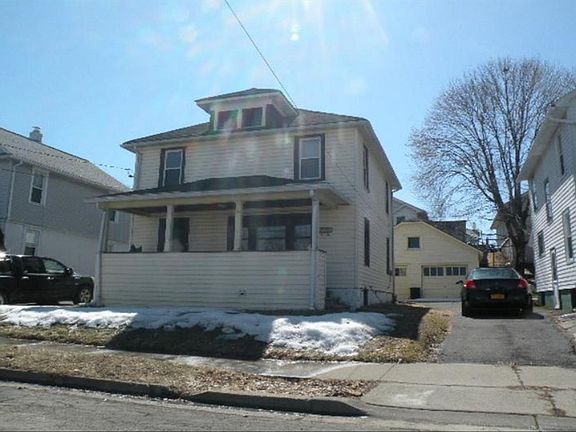 3rd image of 86 Union St