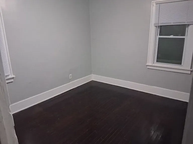 695 Algonquin St — Photo 11