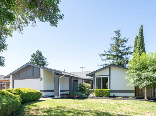 34017 Sylvester Dr, Fremont, CA 94555
