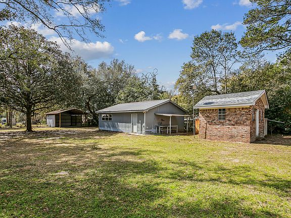 3rd image of 3146 Forrest Ave