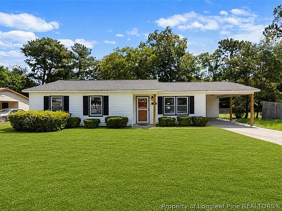 2nd image of 1719 Merry Oaks Dr