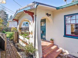 1261 Hopkins St, Berkeley, CA 94702