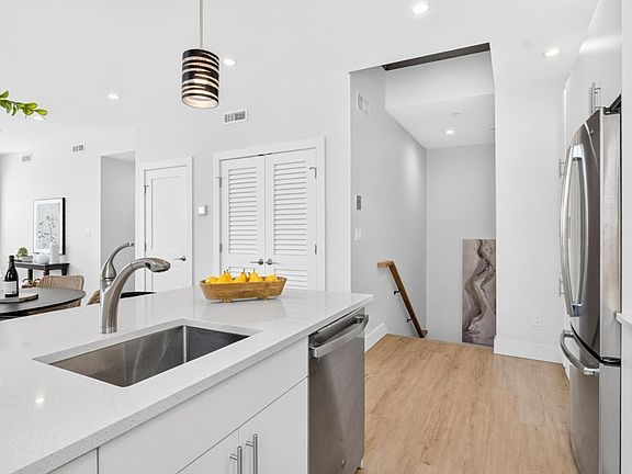 4th image of 1246 Broadway #3