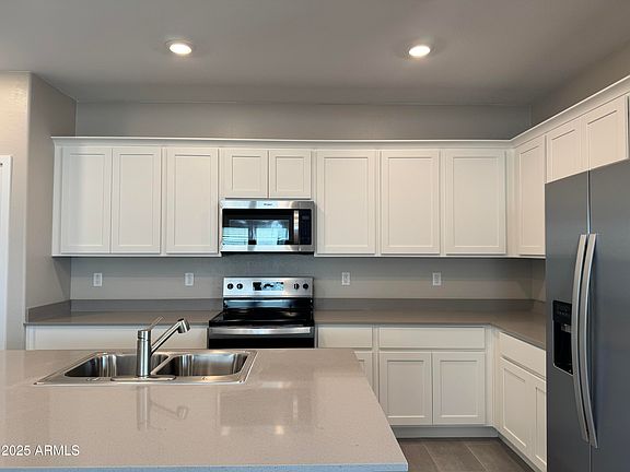 3rd image of 36838 W Santa Maria Street