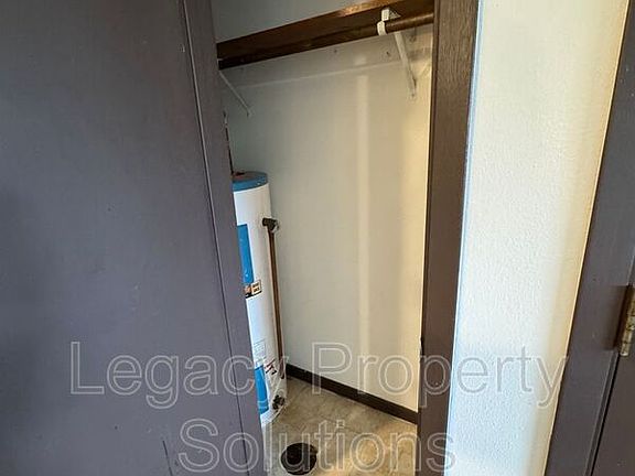 4th image of 206 1st St #6