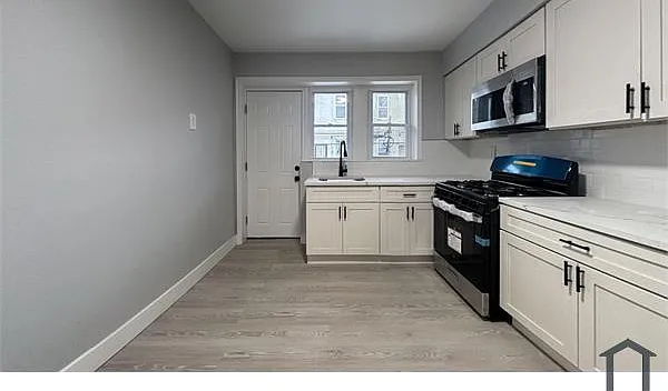 3 bed, $1,750 — Photo 3