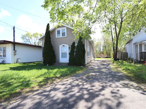 2633 Hamburg Street, Schenectady, NY 12303