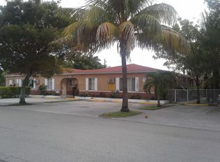 416 NE 3rd Ave, Hallandale Beach, FL 33009