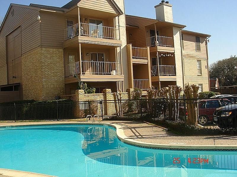 2nd image of 10101 S Gessner Rd APT 416