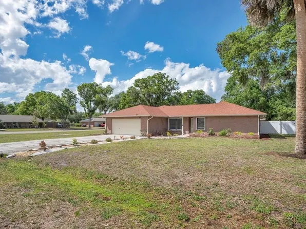 3575 Lark Ln, Mulberry, FL 33860