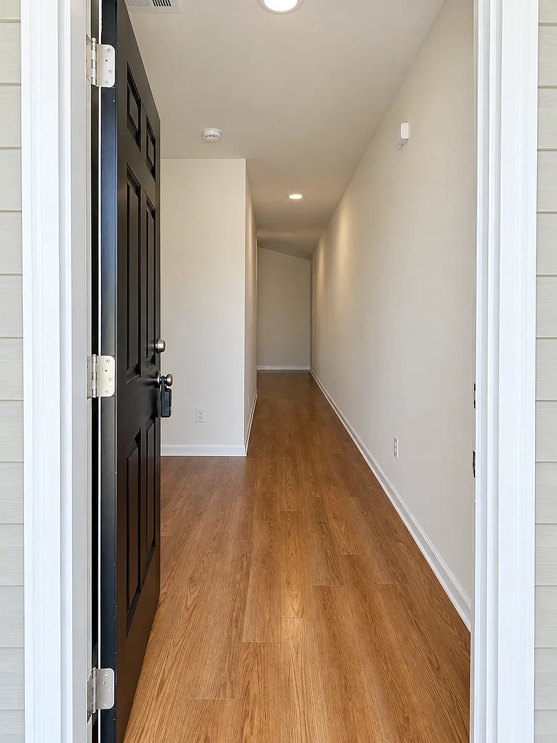 21 Miller Park — Photo 2