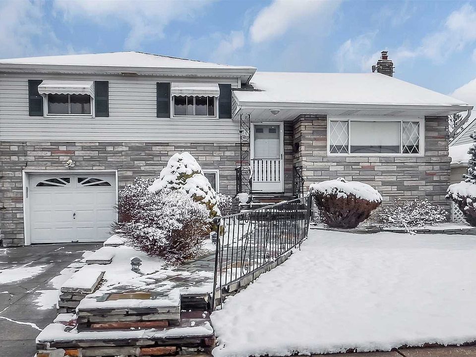 1st image of 74 Cambridge Dr