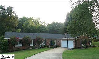 1st image of 200 Chateau Dr