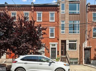 1827 Ginnodo St, Philadelphia, PA 19130