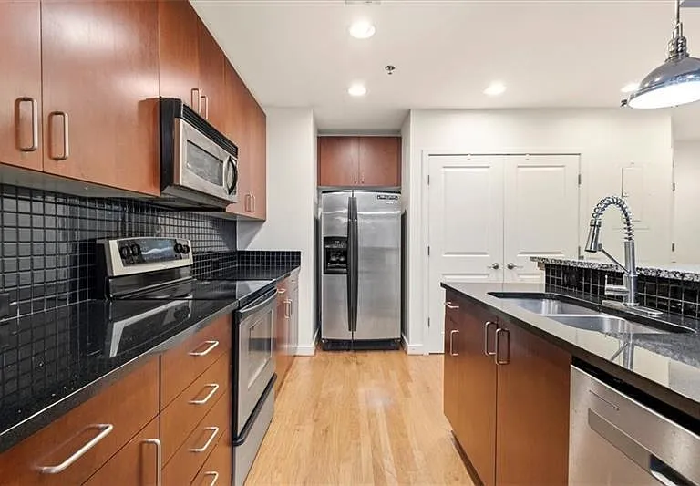 250 Pharr Rd #1507 — Photo 5