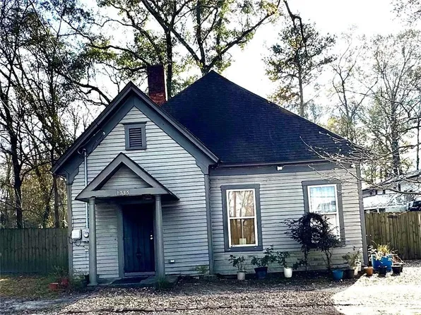 1735 Bolton Rd NW, Atlanta, GA 30318