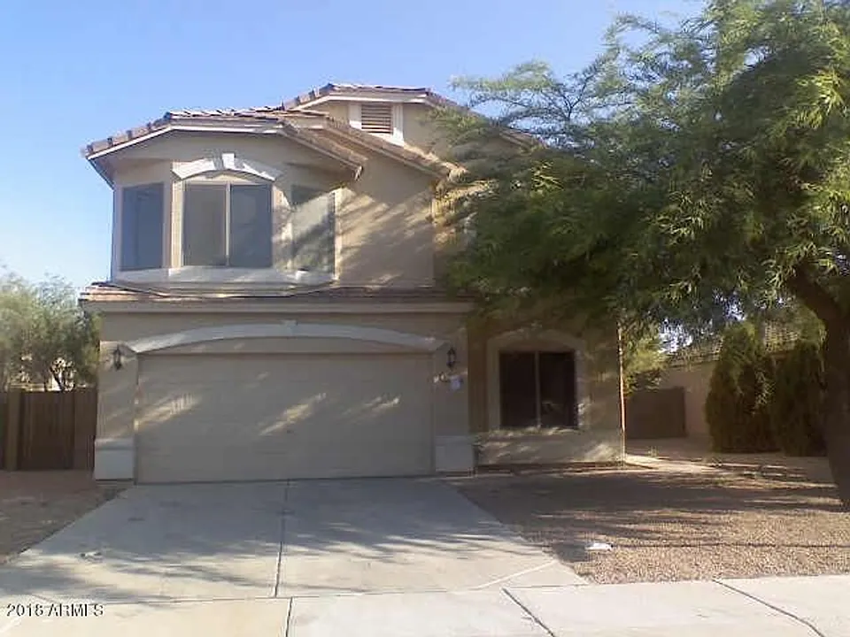 1385 E Betsy Ln