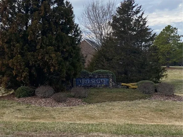 4524 W Millstone Dr #12, Burlington, NC 27215