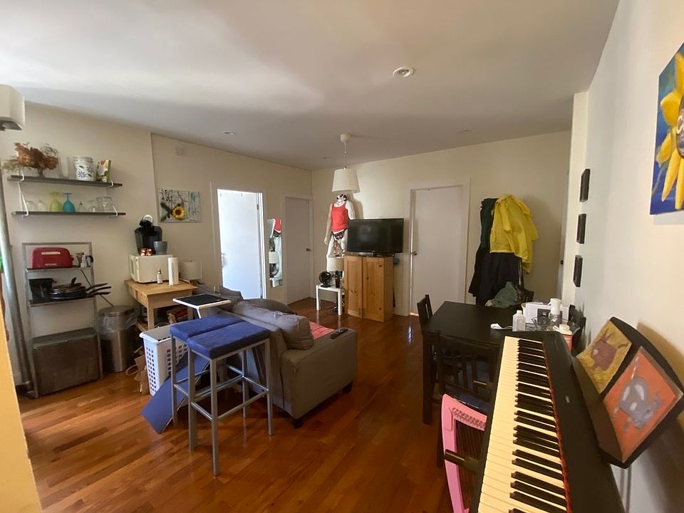 1st image of 600 Park Pl #19L