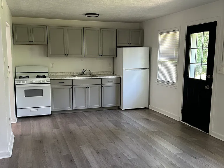100-50B Midland Hts — Photo 3