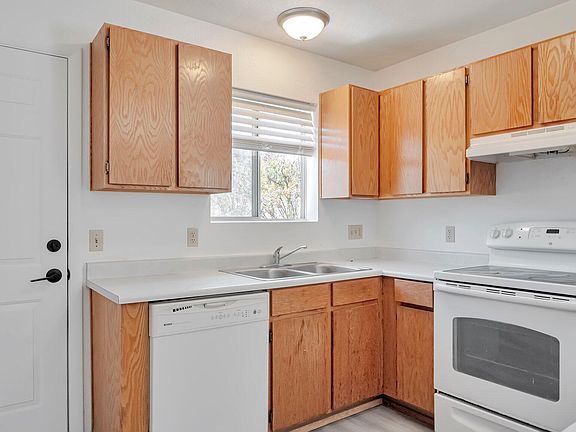 3rd image of 4125 N PIMA Way