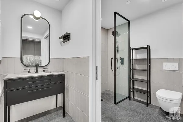 Rented by Empire Real Property Managers LLC  | media 23