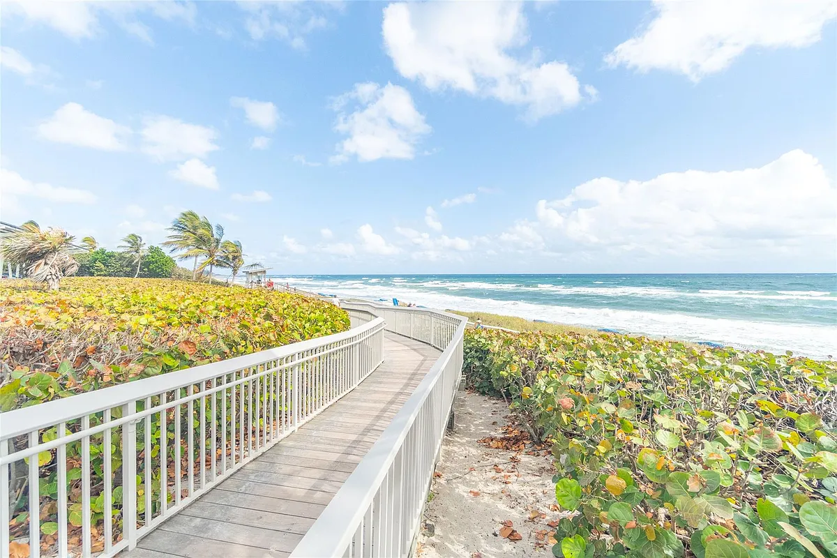 Building Photo - 6520 N Ocean Blvd #22