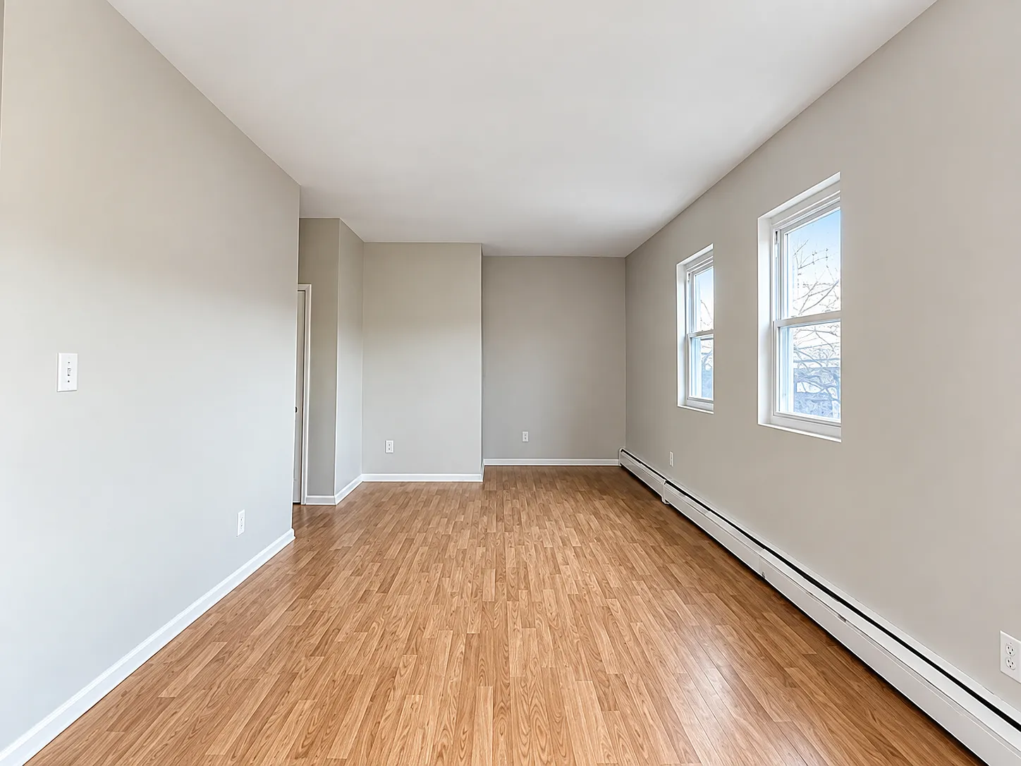 2 bed, 900 sqft, $2,395 — Photo 2