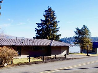 1650 Lakeshore Dr, Klamath Falls, OR 97601