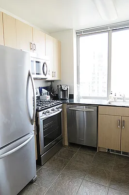 Rented by Citi Habitats | media 68