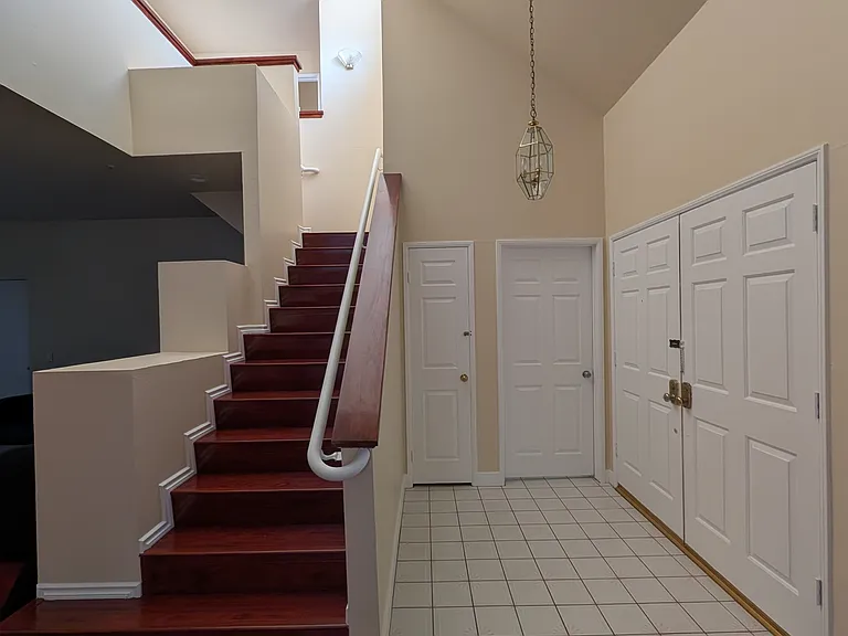 330 El Dorado St #8 — Photo 7