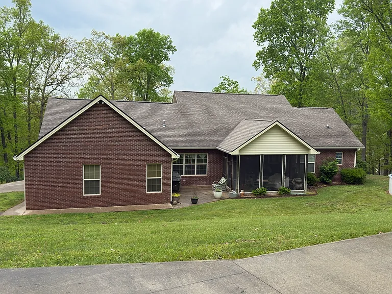 156 Anna Ln — Photo 3
