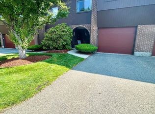 6 Tamarack Ln #6, Peabody, MA 01960