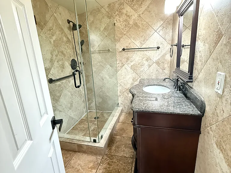 Bathroom #2