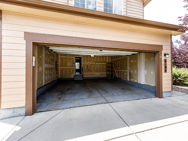 6104 Hayfield Pl — Photo 43
