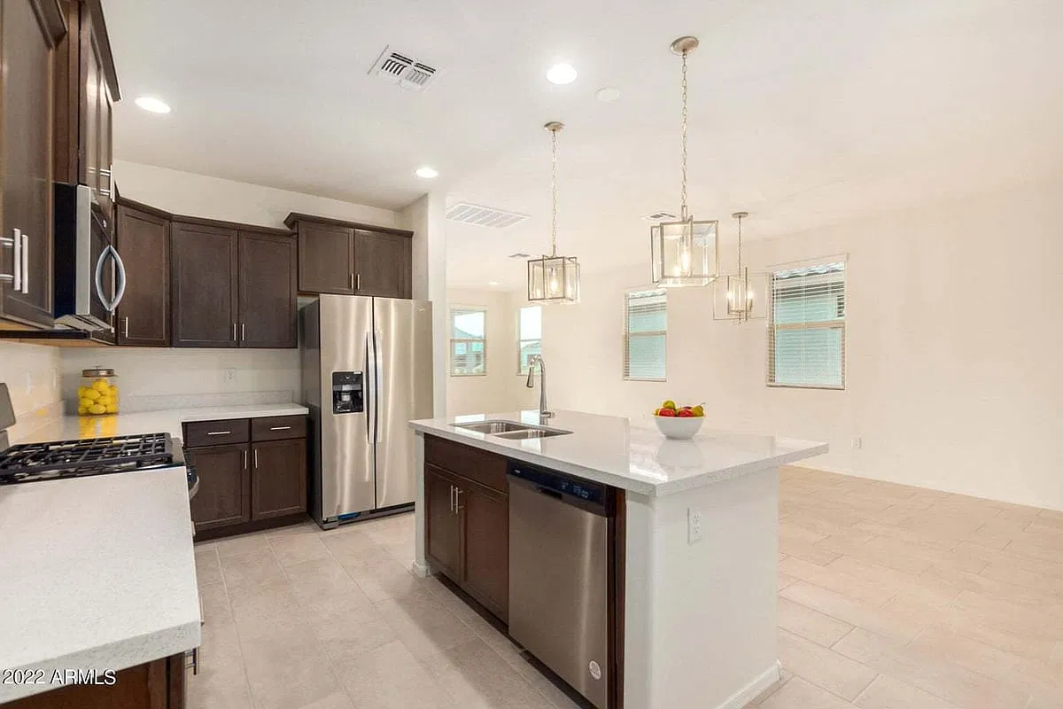 20620 N Verbena Ln — Photo 3