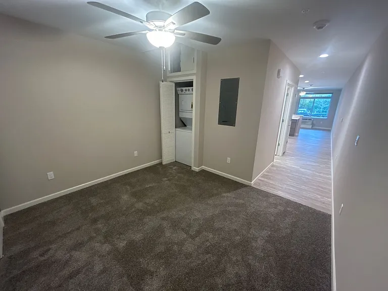 Plaza 93 Apartments — Photo 55