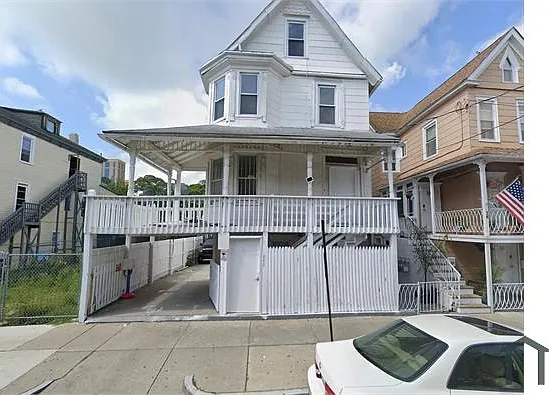 36 N Florida Ave #3 — Photo 1