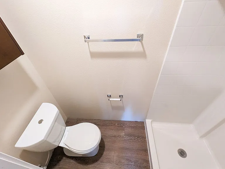 Vision 5 Apartments — Photo 40