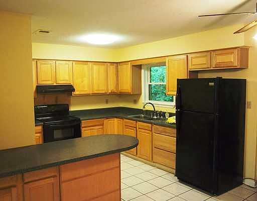 2nd image of 338 Dianne Dr
