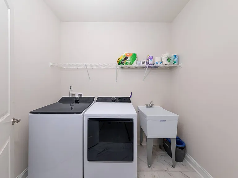 1224 Treviso Bay — Photo 10