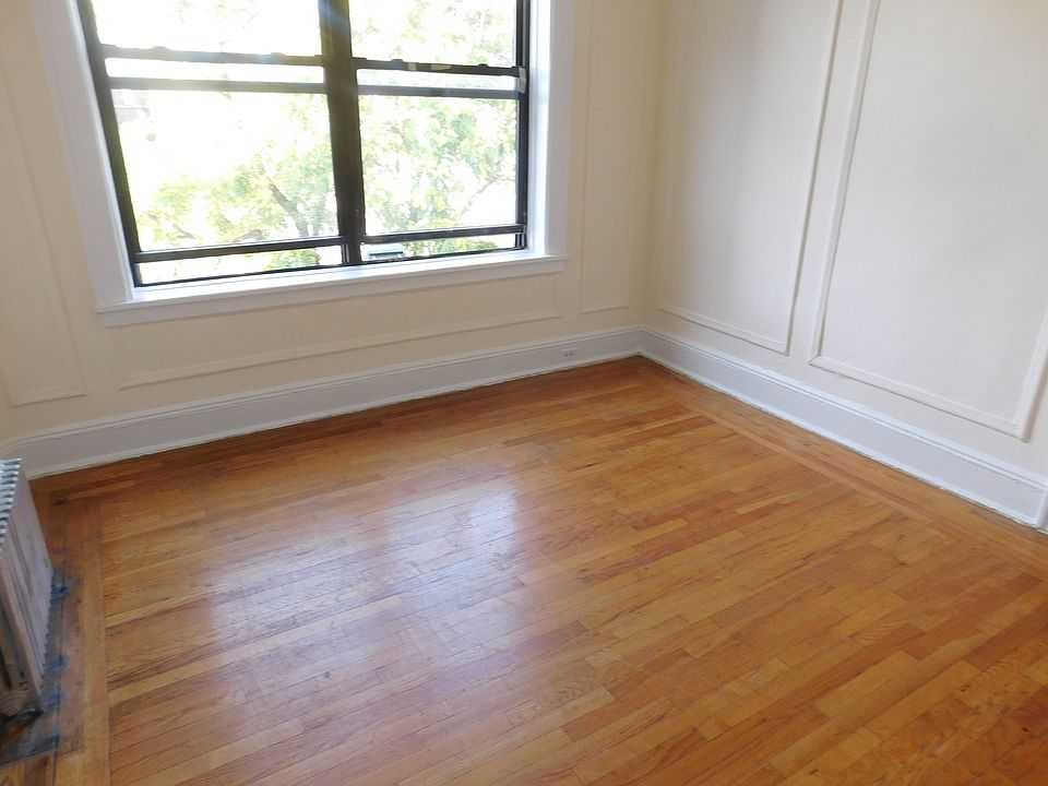 1st image of 3114 35th St APT 5A