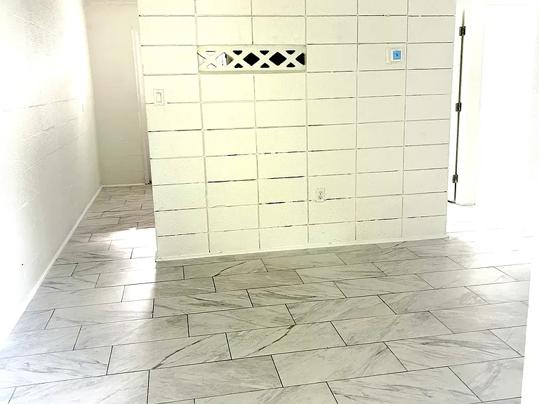 138 W 8th St #25 — Photo 6