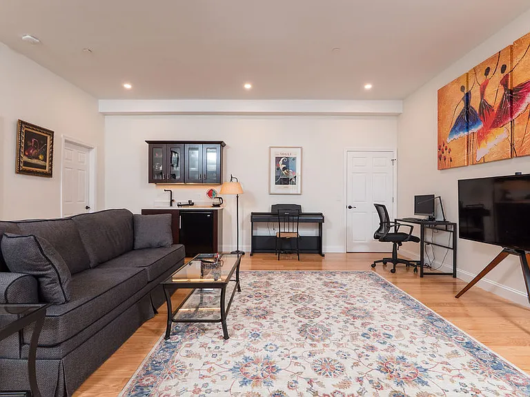 50 Belle Ave #102 — Photo 21