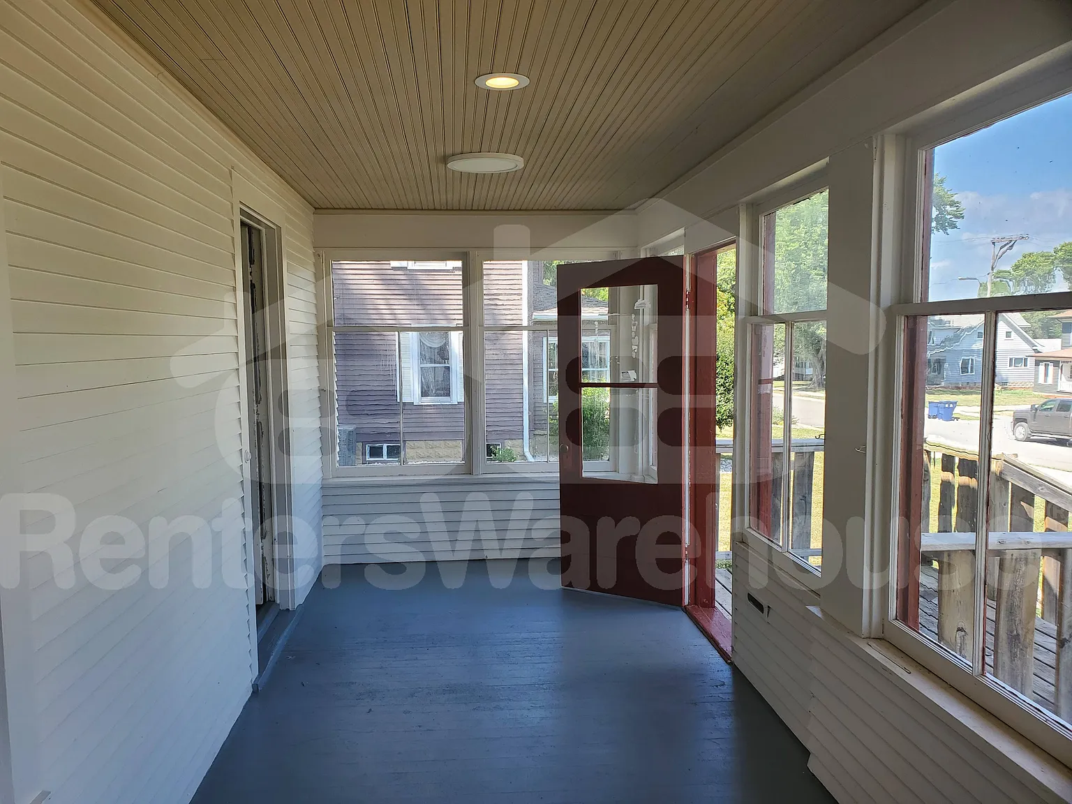 3 Bdrm 1 1/2 Bath home In Kenyon available now — Photo 4