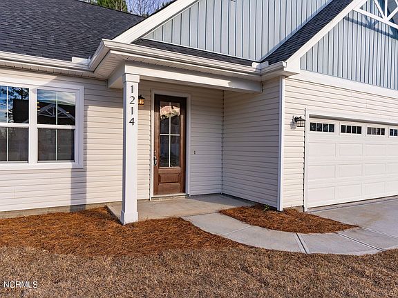 4th image of 1214 Kerr Lake Drive
