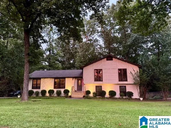 4659 Wooddale Ln, Pelham, AL 35124