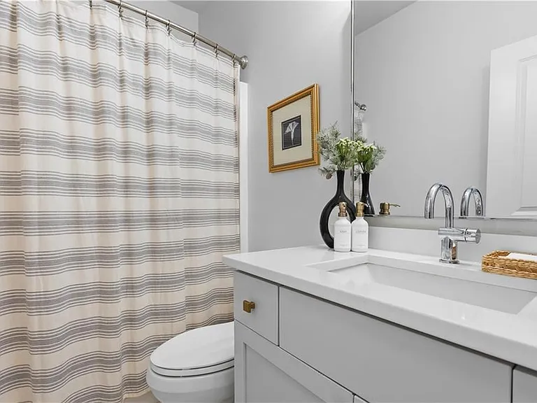 1704 Drew Dr — Photo 29