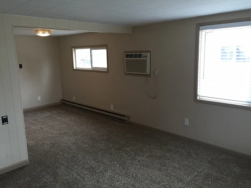 2 bed, 1.0 bath, 834 sqft, $1,400 — Photo 4