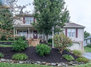 3615 Falcon Ct, Mountville, PA